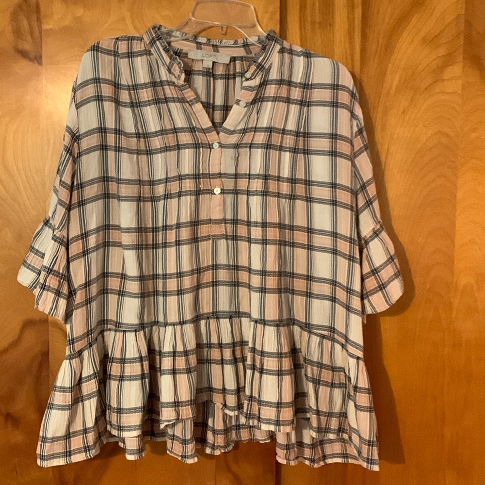 Loft top smocked, ruffle hem and sleeves, large EUC